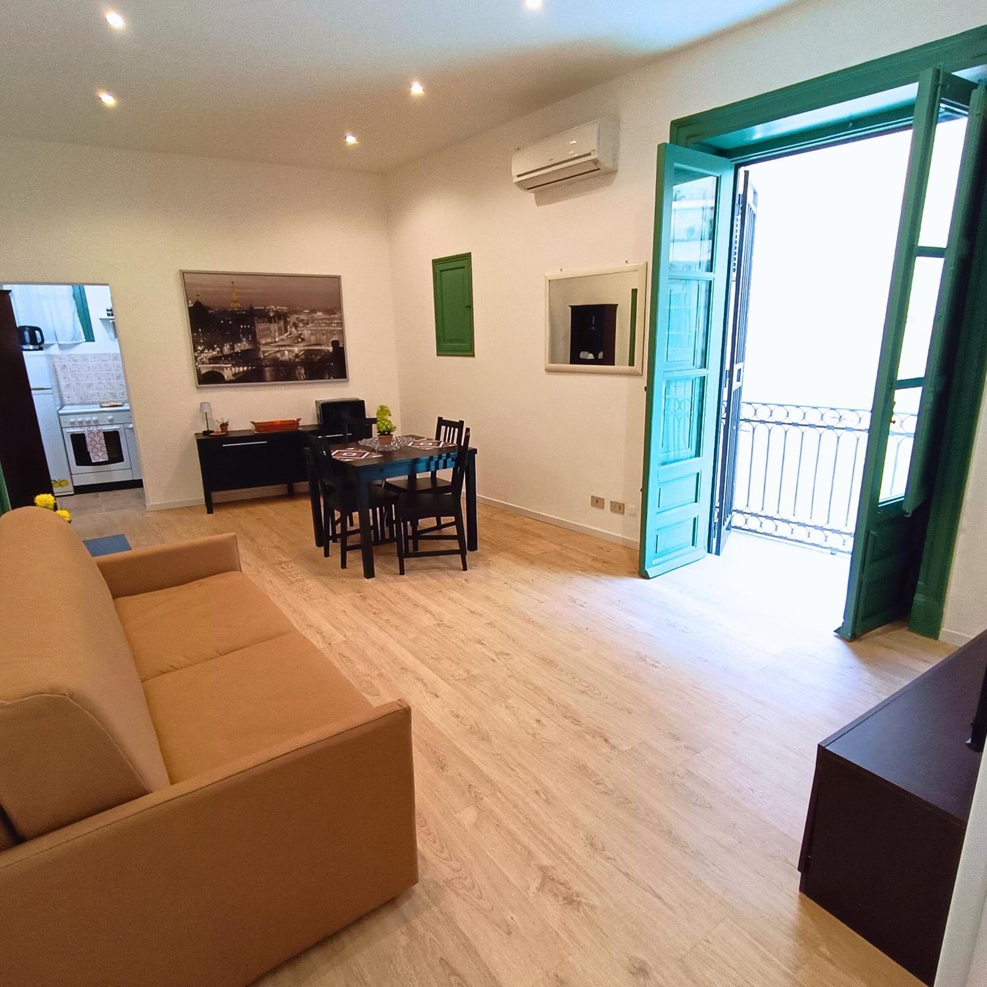 Centro Storico Casa Bellini ***** Apartment Palermo Luaran gambar